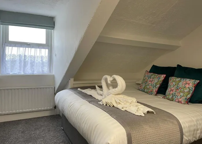 Tintagel Arms Bed And Breakfast